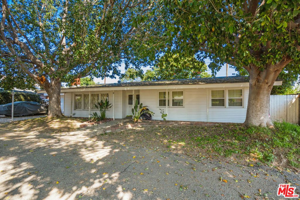 Photo of 8759 Duarte Road, San Gabriel, CA 91775 (MLS # 26665447)