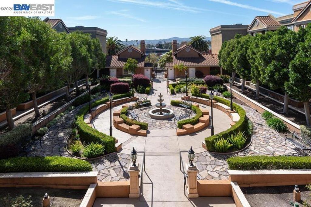 Photo of 401 S Norfolk St St #216, San Mateo, CA 94401 (MLS # 41127203)