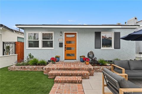 Photo of 170 Park AVE, Long Beach, CA 90803 (MLS # OC26089100)