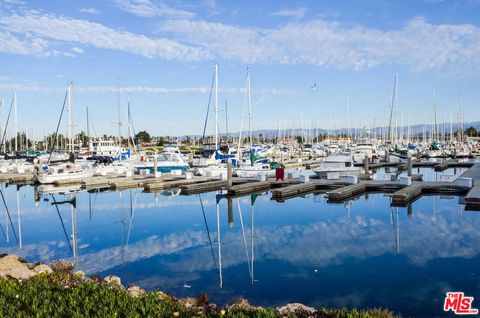 Photo of 1901 S victoria Ave #201, Oxnard, CA 93035 (MLS # 26799924)