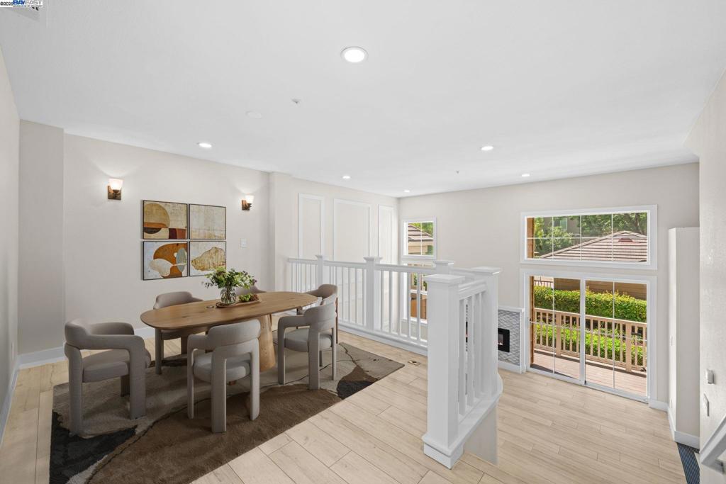 BROOKSIDE - Residential