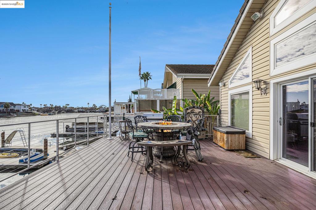 DELTA WATERFRONT ACCESS - Residential