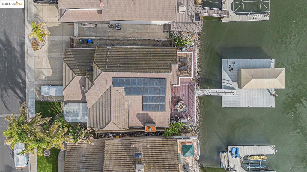 DELTA WATERFRONT ACCESS - Residential