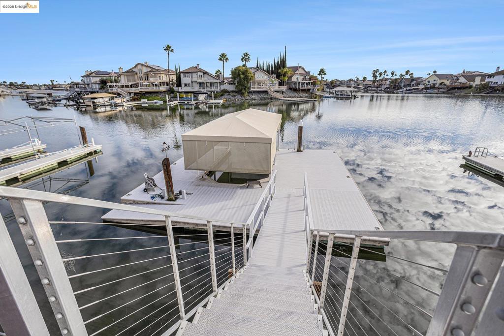 DELTA WATERFRONT ACCESS - Residential