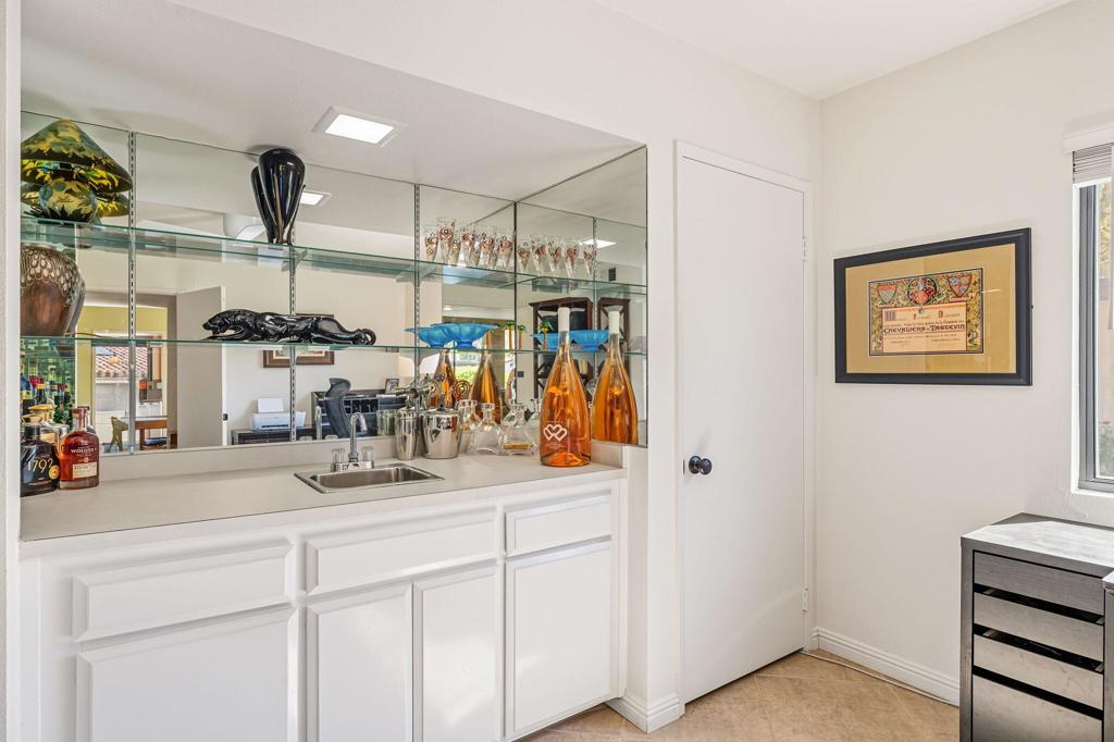 Sunrise Racquet Club - Residential