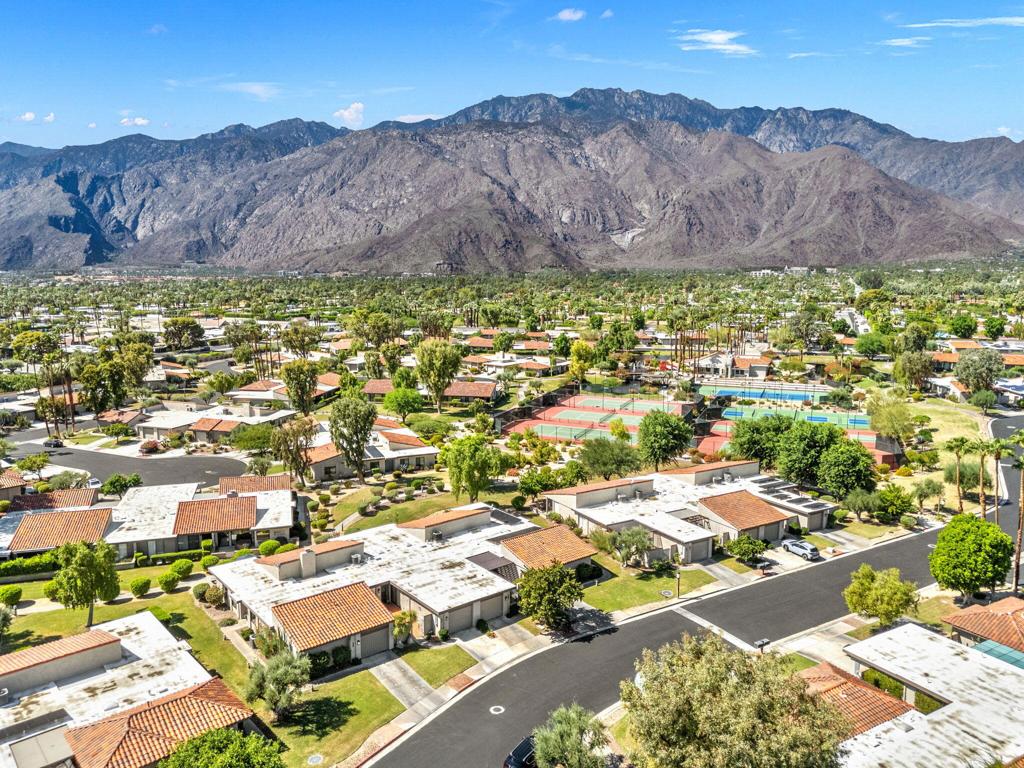 Sunrise Racquet Club - Residential