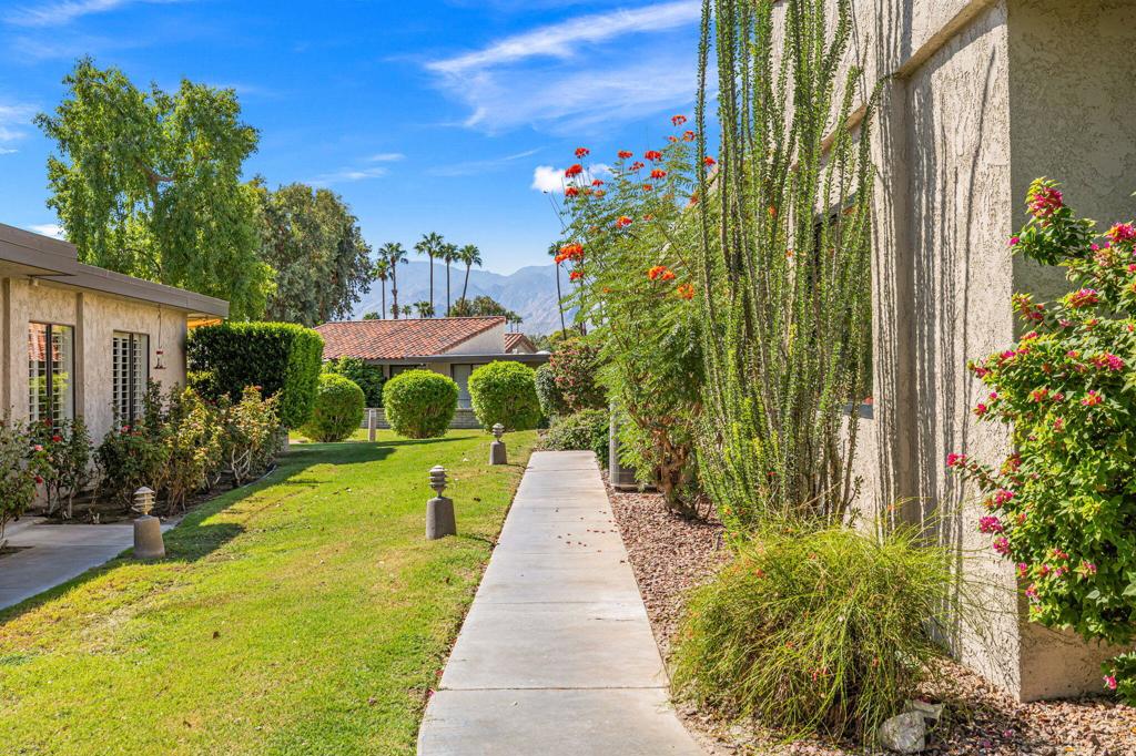 Sunrise Racquet Club - Residential