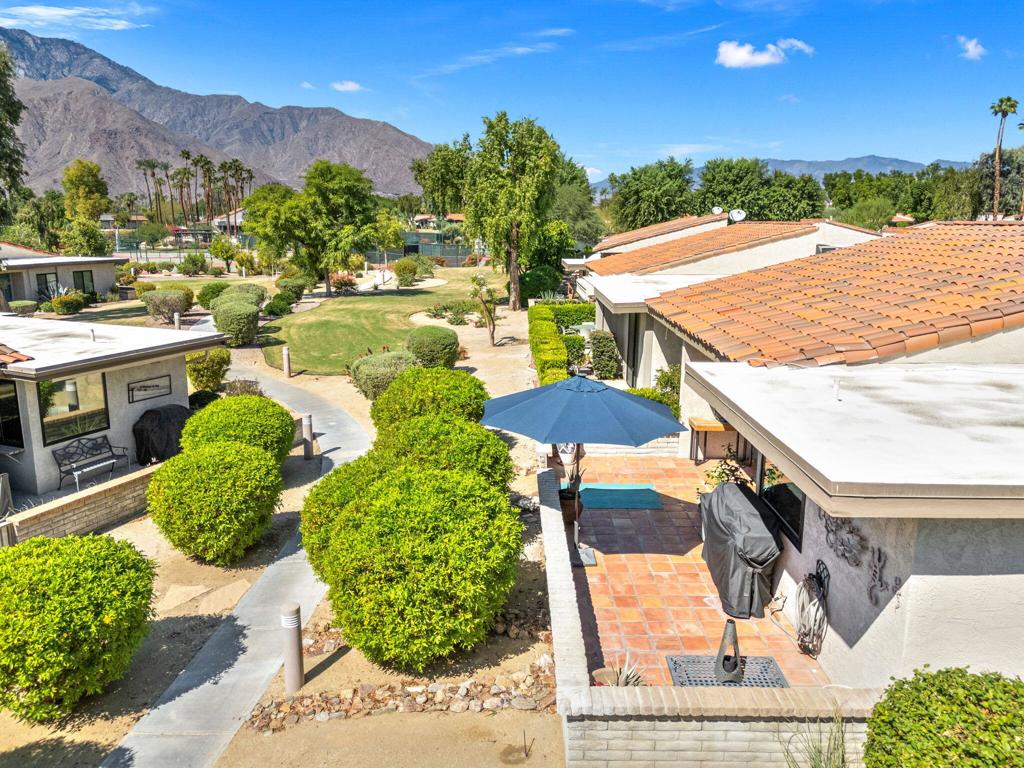 Sunrise Racquet Club - Residential
