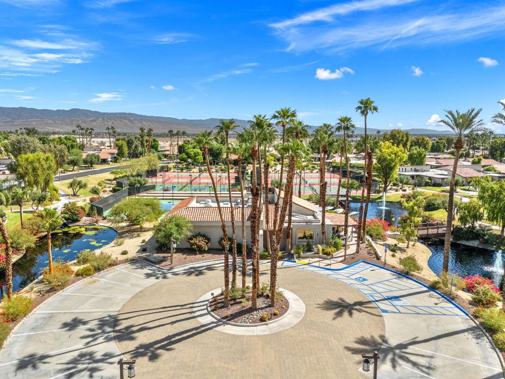 Sunrise Racquet Club - Residential