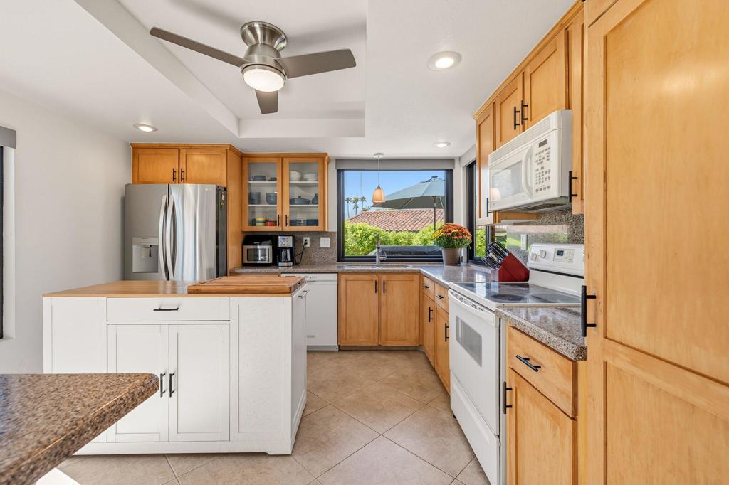 Sunrise Racquet Club - Residential