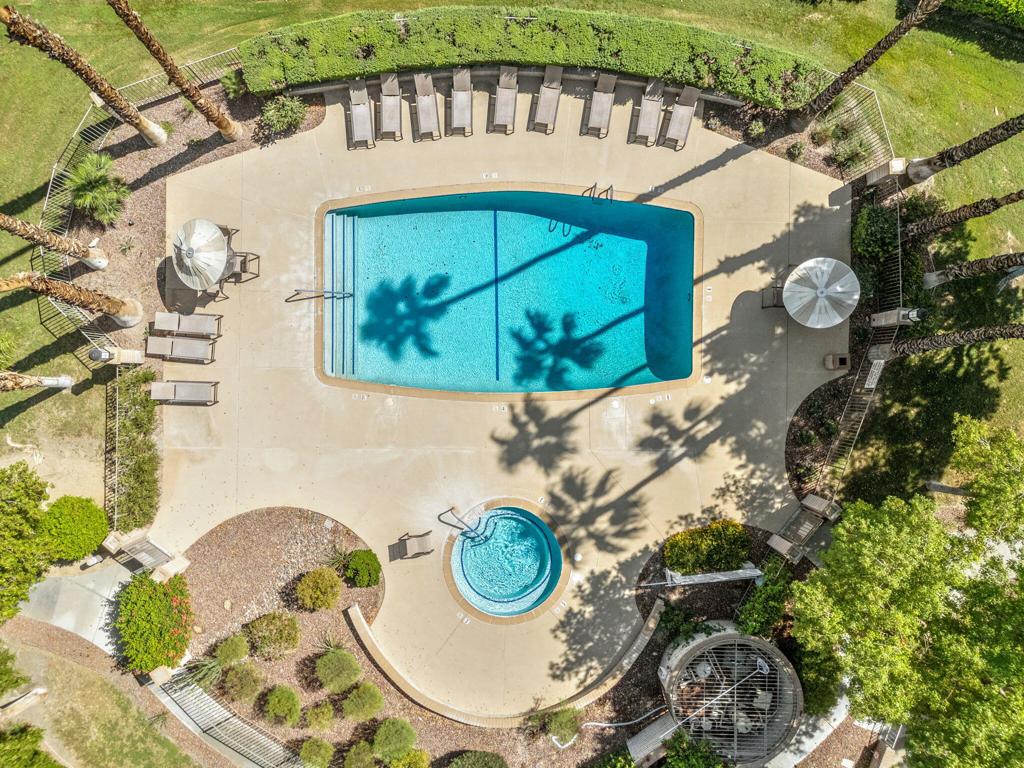 Sunrise Racquet Club - Residential