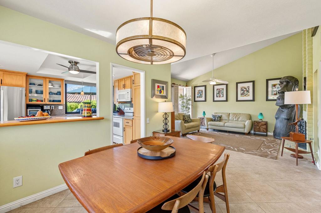 Sunrise Racquet Club - Residential