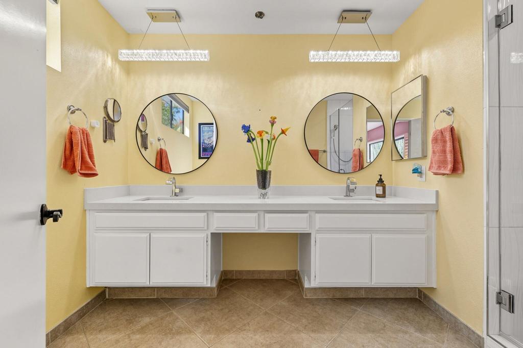 Sunrise Racquet Club - Residential