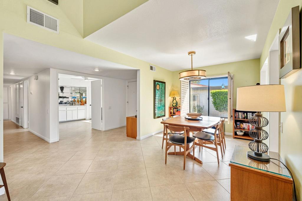 Sunrise Racquet Club - Residential