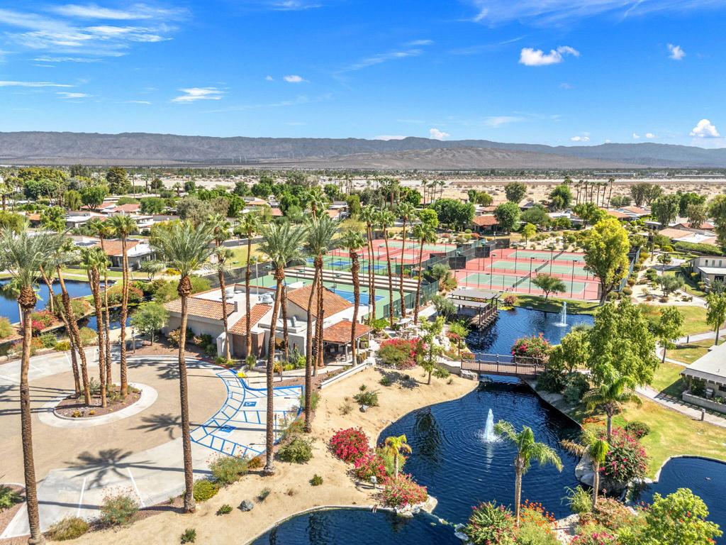 Sunrise Racquet Club - Residential