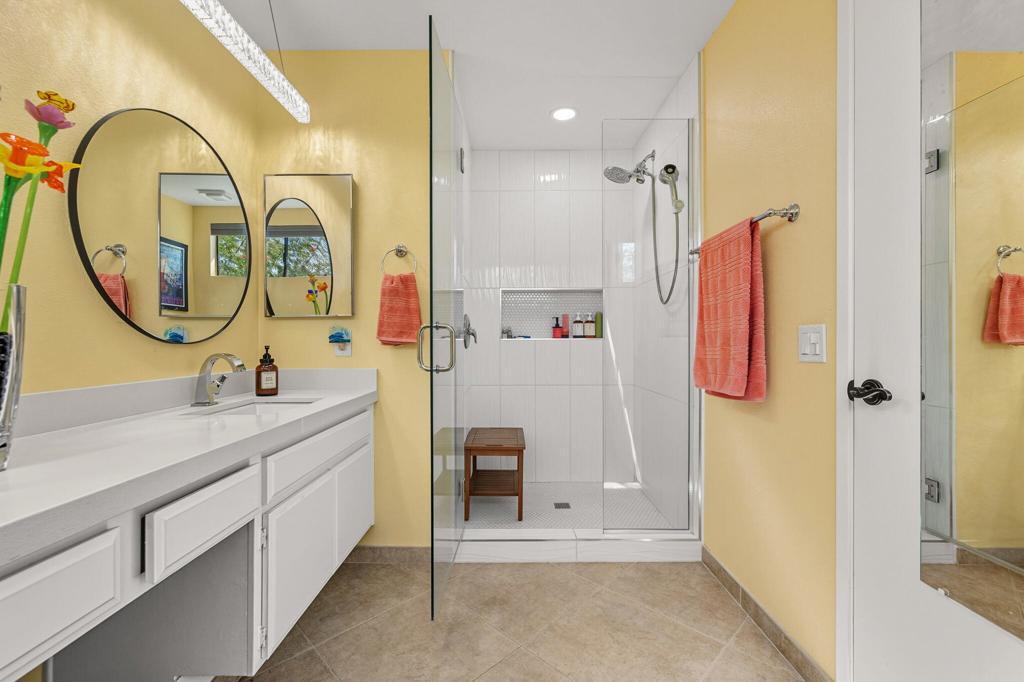 Sunrise Racquet Club - Residential