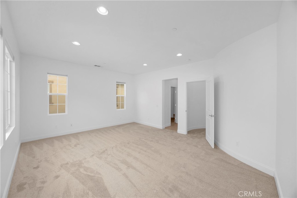 SEACOUNTRY-SENDERO (SENSC) - Residential