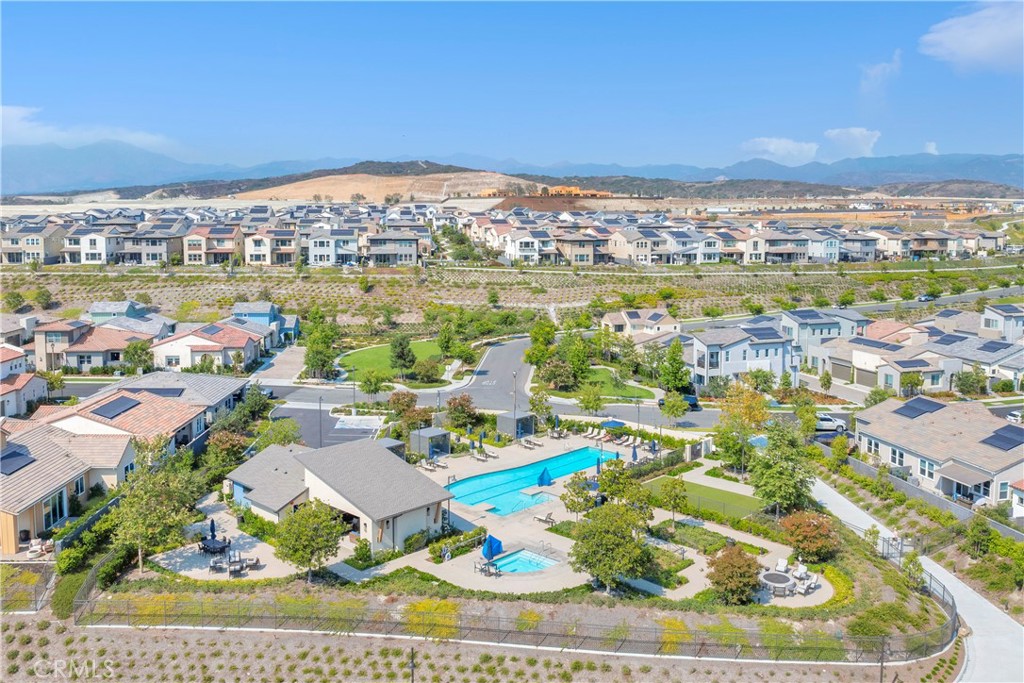 SEACOUNTRY-SENDERO (SENSC) - Residential