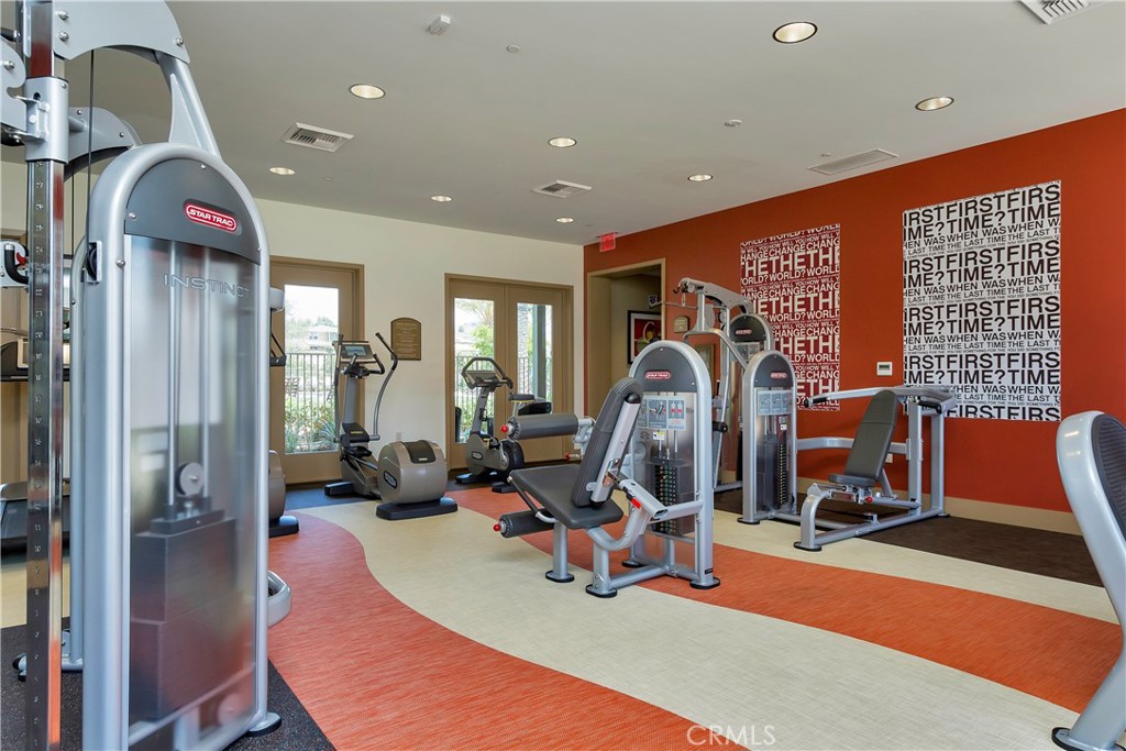 SEACOUNTRY-SENDERO (SENSC) - Residential