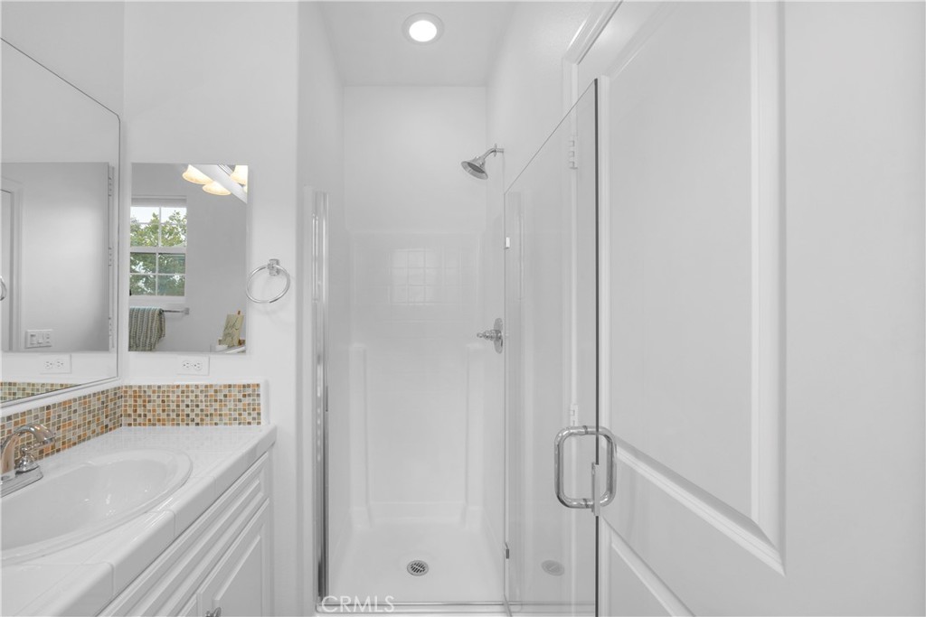 SEACOUNTRY-SENDERO (SENSC) - Residential