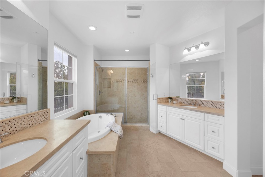 SEACOUNTRY-SENDERO (SENSC) - Residential