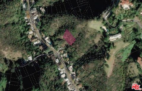 1034 Hollybush Lane Bel Air CA 90077