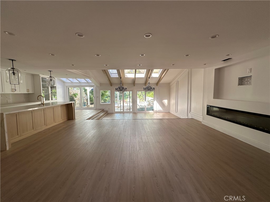 23128 PARK SORRENTO