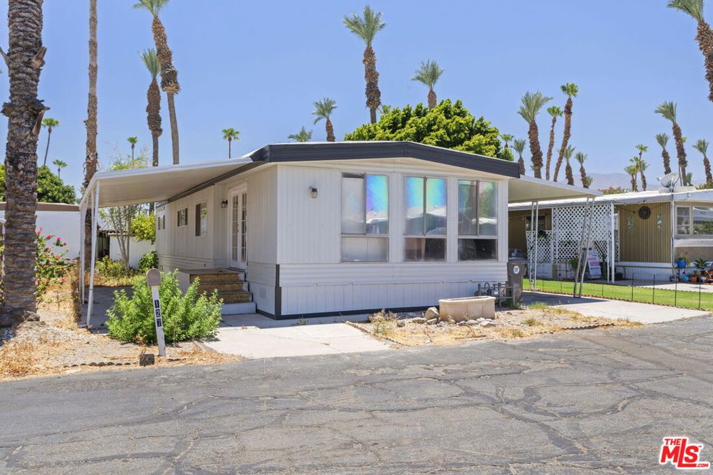 80870 Highway 111 127