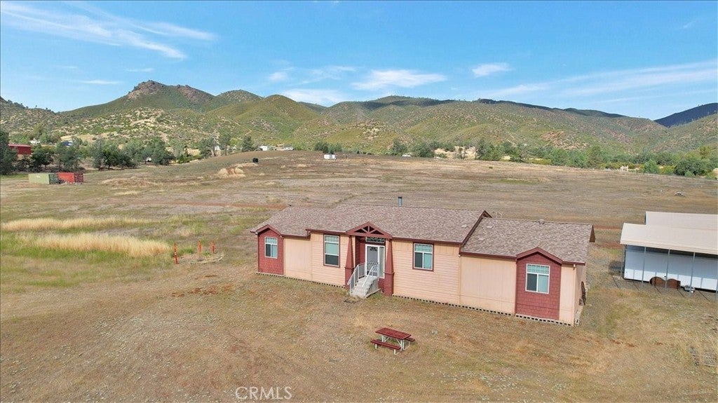 2420 Lakeview Loop