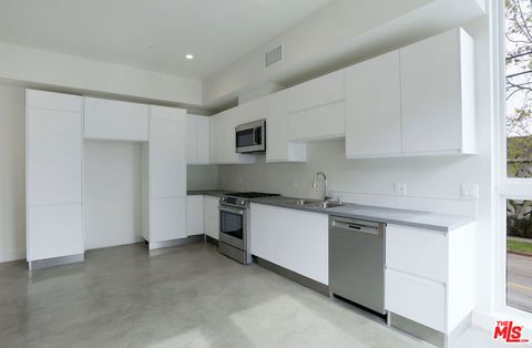 Tiny photo for 2496 S CENTINELA Avenue #1, Los Angeles, CA 90064 (MLS # 26652967)