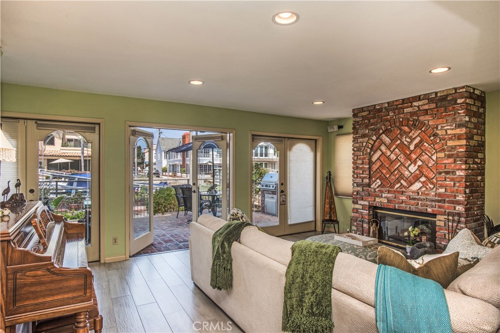 Naples (NA) - Residential Lease