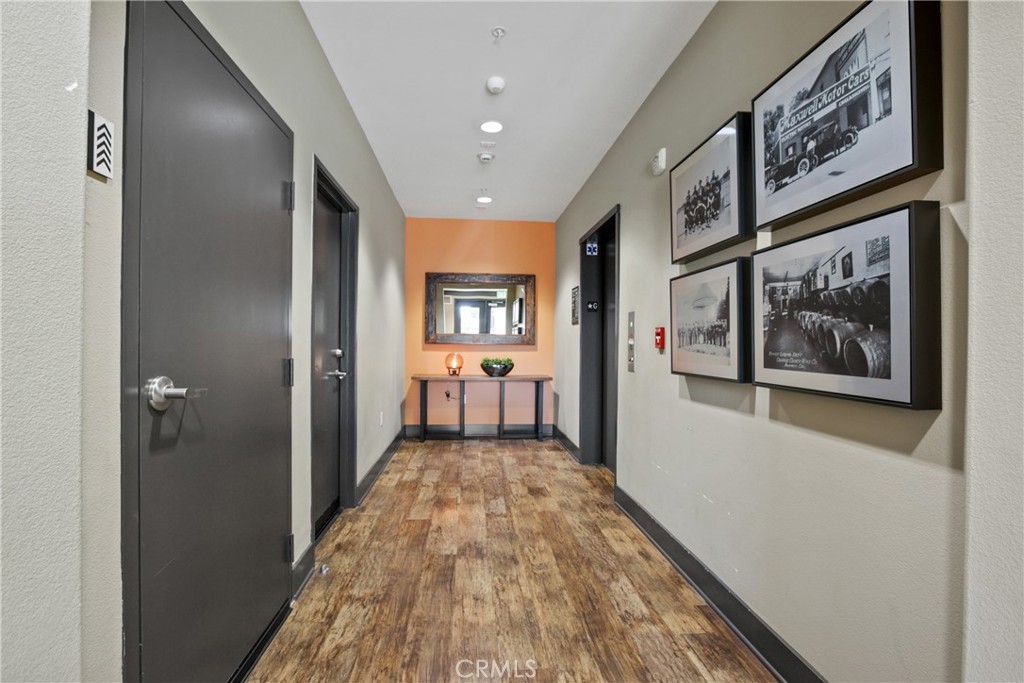 524 S Anaheim Boulevard 5