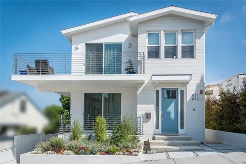 Photo of 651 10th St, Hermosa Beach, CA 90254 (MLS # SB26101211)