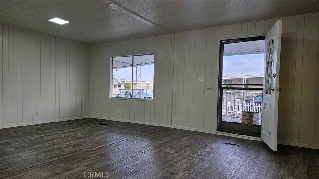 14352 Beach Boulevard 18