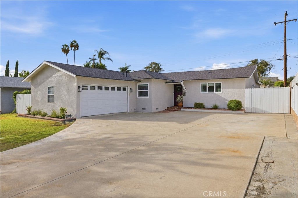 2121 Merced