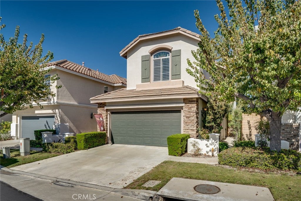 1101 Davis Way