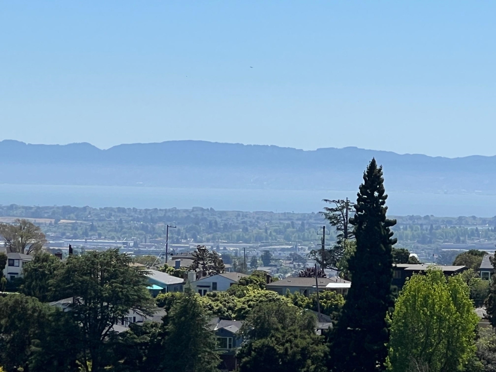 3257 Monterey Blvd.