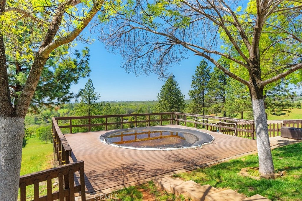 5735 Lunt Rd.