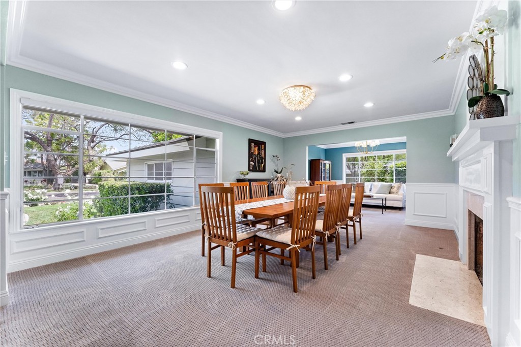 2618 N Louise Street