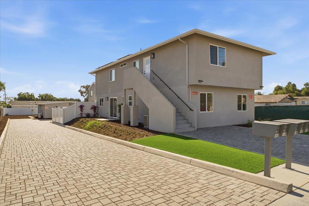 1835 Rios Avenue