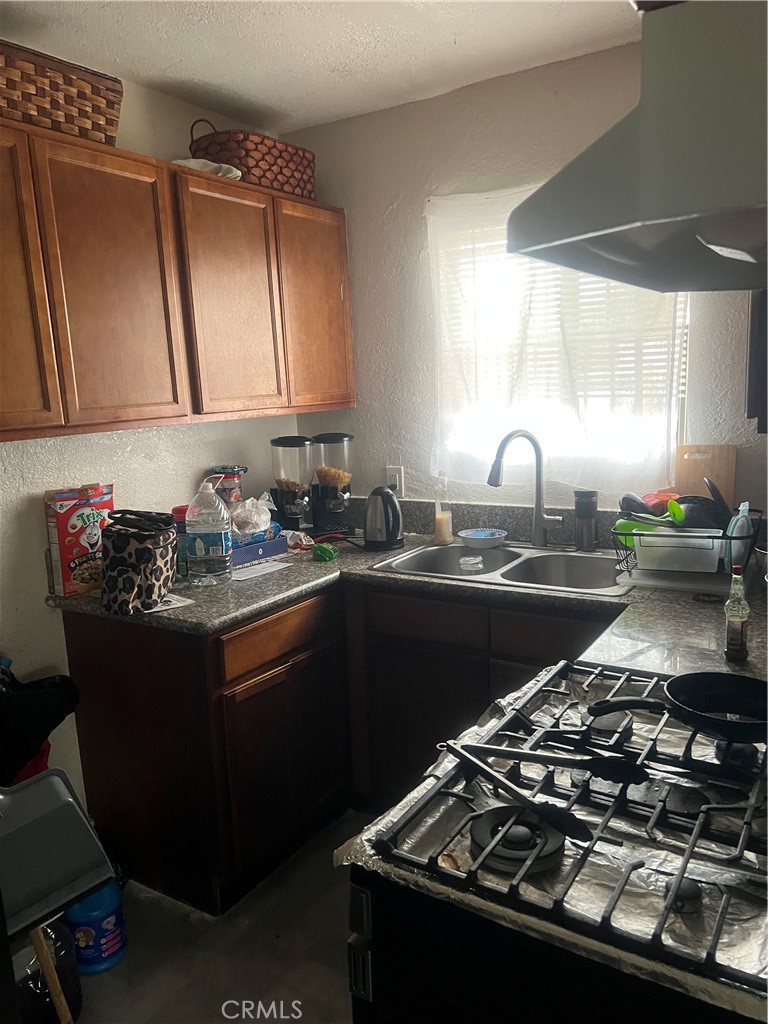 4301 Woodlawn