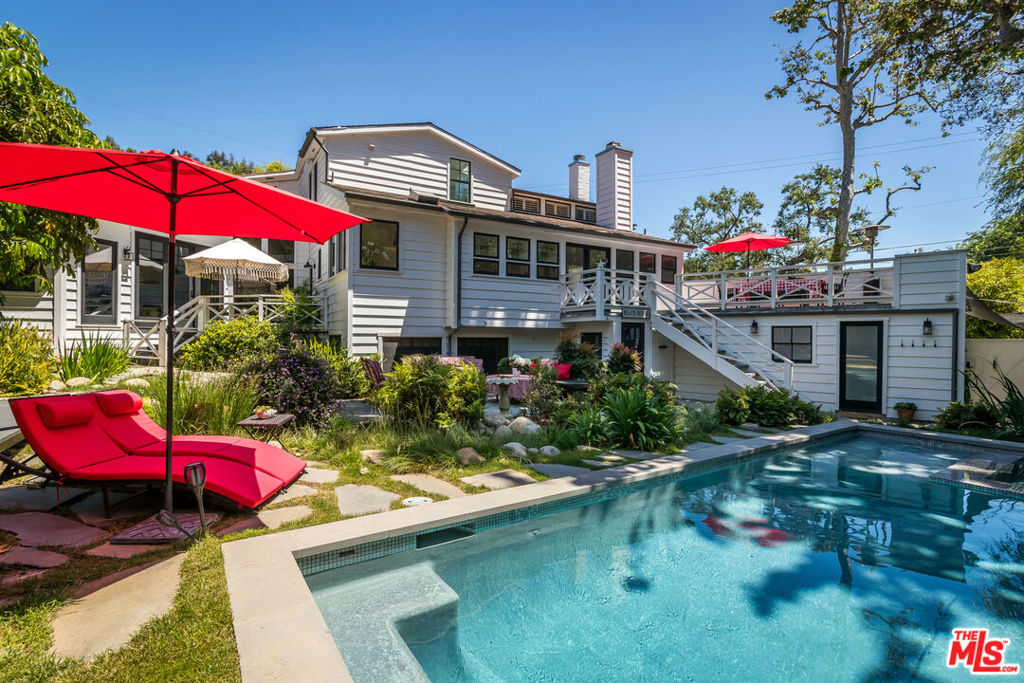 2205 Beverly Glen Place