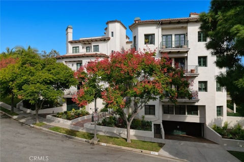 Photo of 558 Hillgreen DR, Beverly Hills, CA 90212 (MLS # OC26233978)