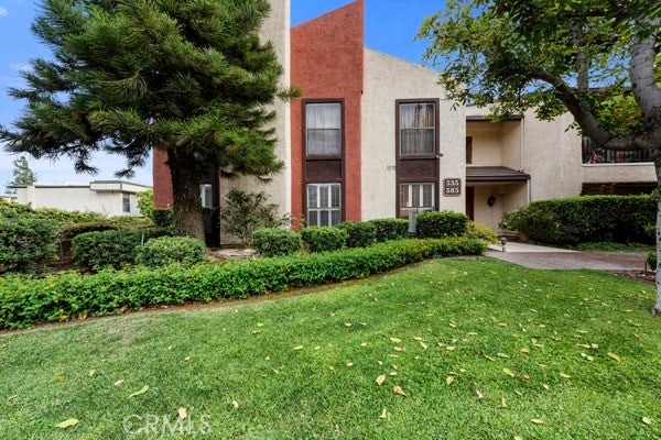 585 W Duarte RD