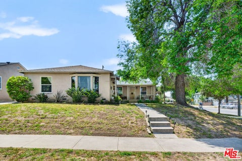 Photo of 10796 Galvin Street, Culver City, CA 90230 (MLS # 26876285)
