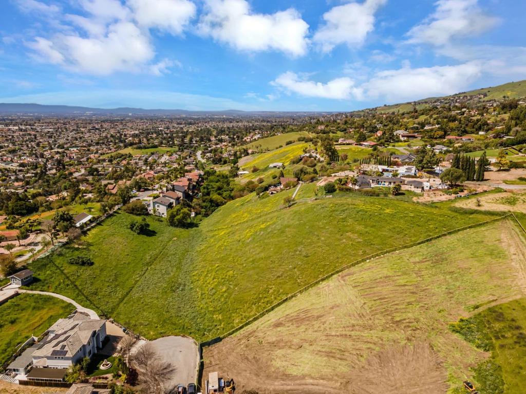 Build your Dream home!! This expansive 3.83-acre lot buildable lot presents an ideal opportunity for developers in the charming East Foothills community. Nestled among million-dollar homes, it is located in a peaceful and highly desirable neighborhood. Possible SB-9 lot split.
