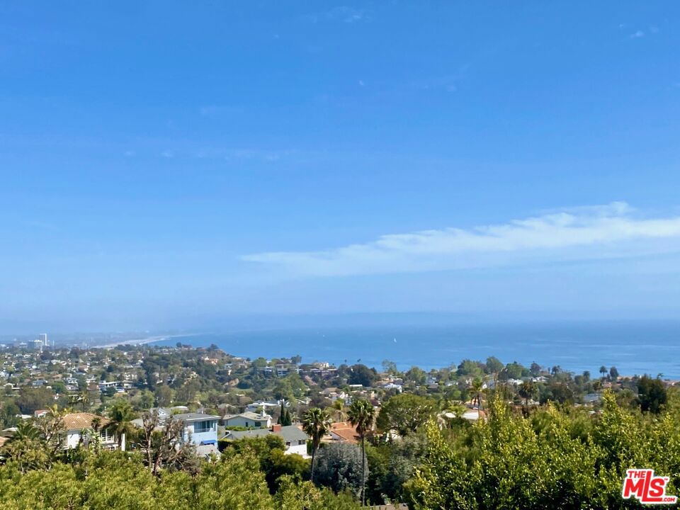 816 El Oro Lane