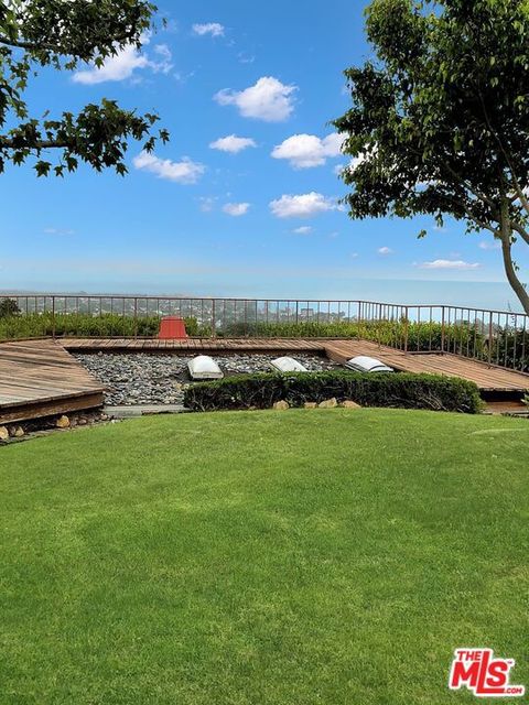 816 El Oro Lane Pacific Palisades CA 90272