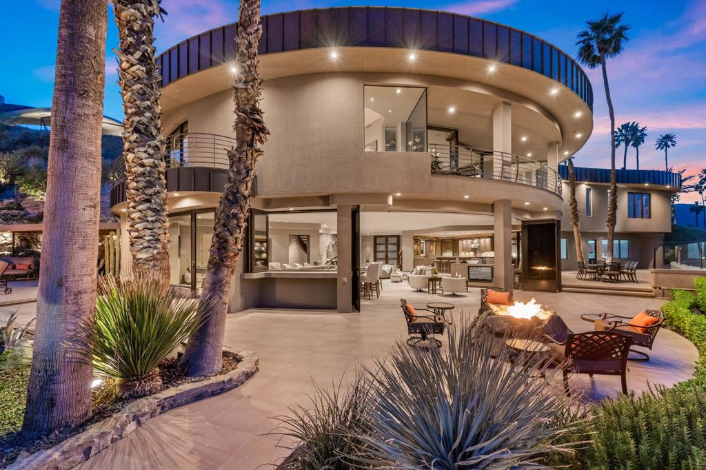 2400 Southridge Drive