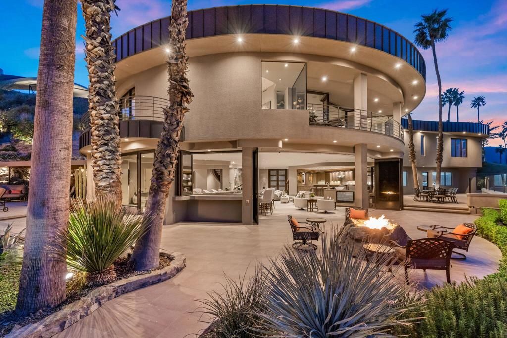 Photo of 2400 Southridge Drive, Palm Springs, CA 92264 (MLS # 219144969DA)